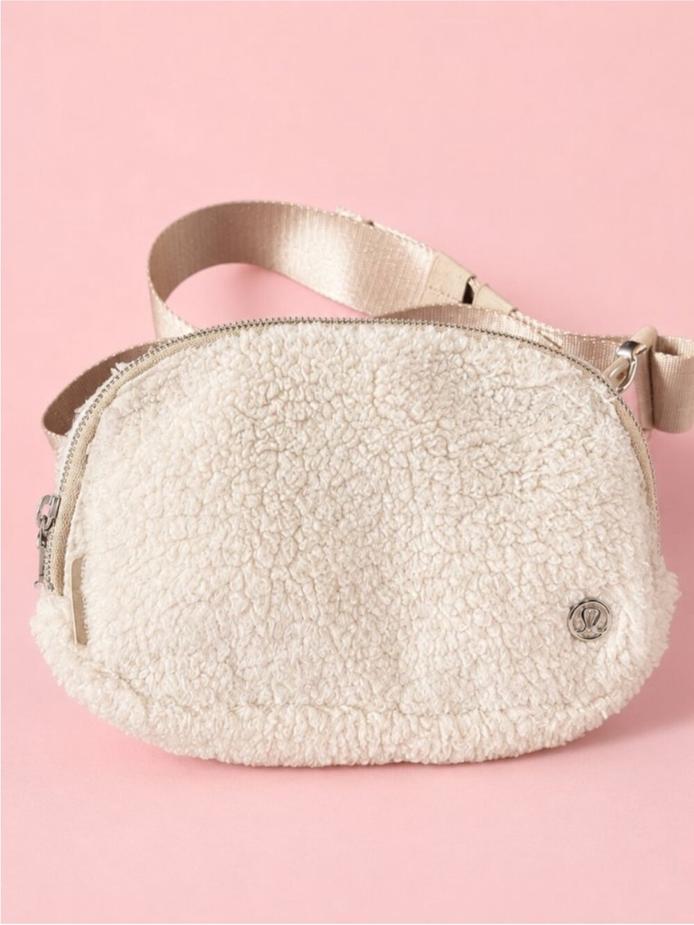 Lululemon Sherpa Belt Bag